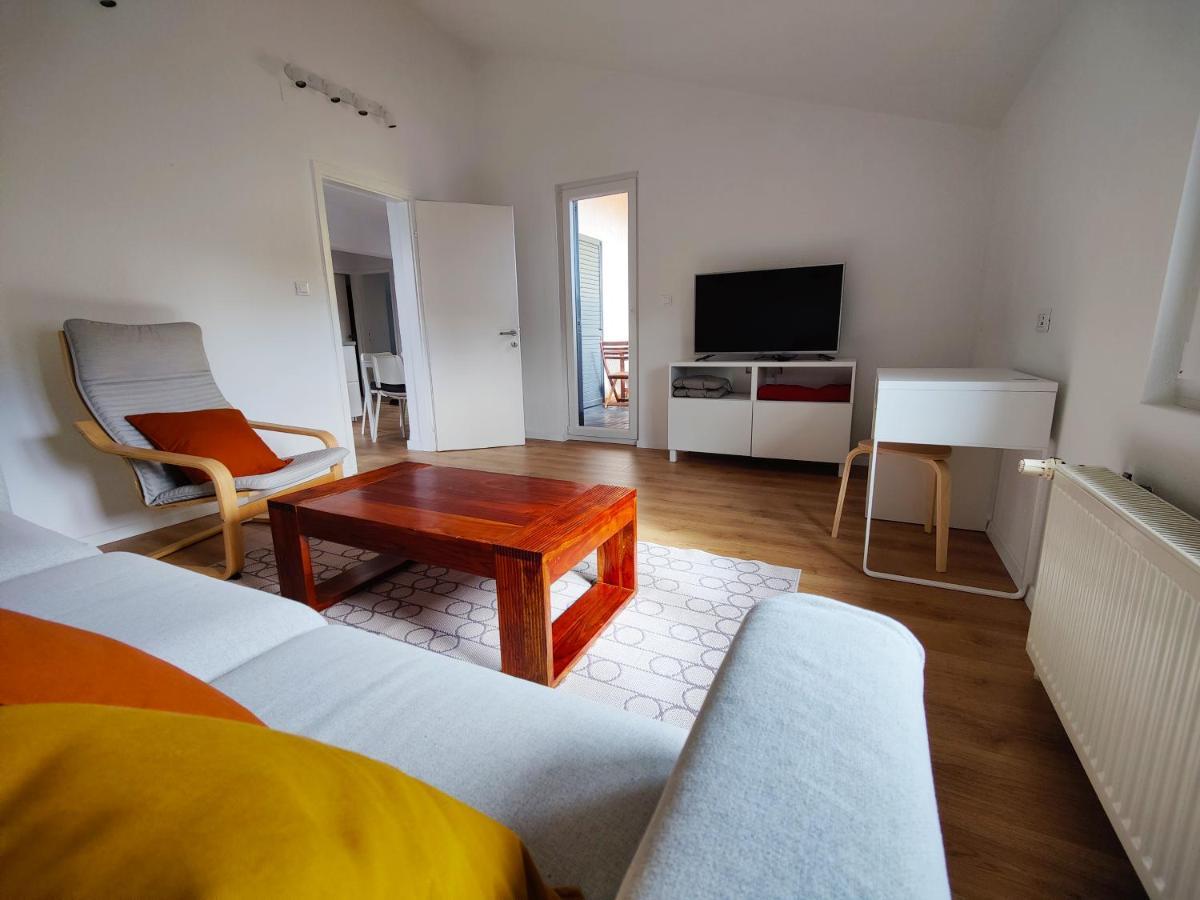 Apartment Lipa روفينج المظهر الخارجي الصورة